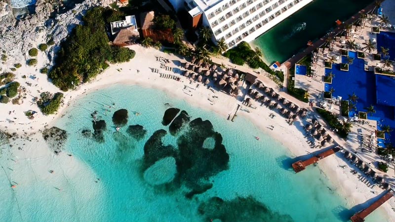 Beach in Cancun hotel zone