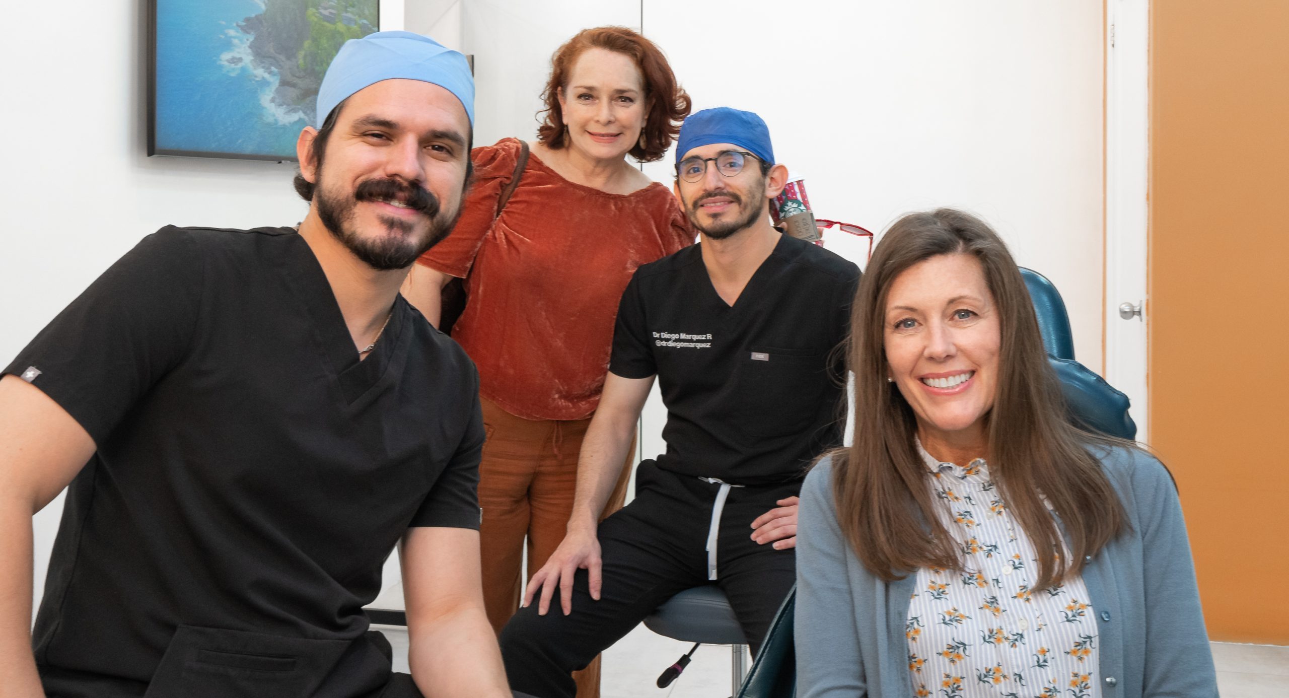 Los Algodones team with an All on 4 patient